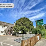 Shenley House - Close To City Centre - Driveway Parking, Self-Check-In, Workspace, Fast Wifi And Smart Tv By Yoko Property