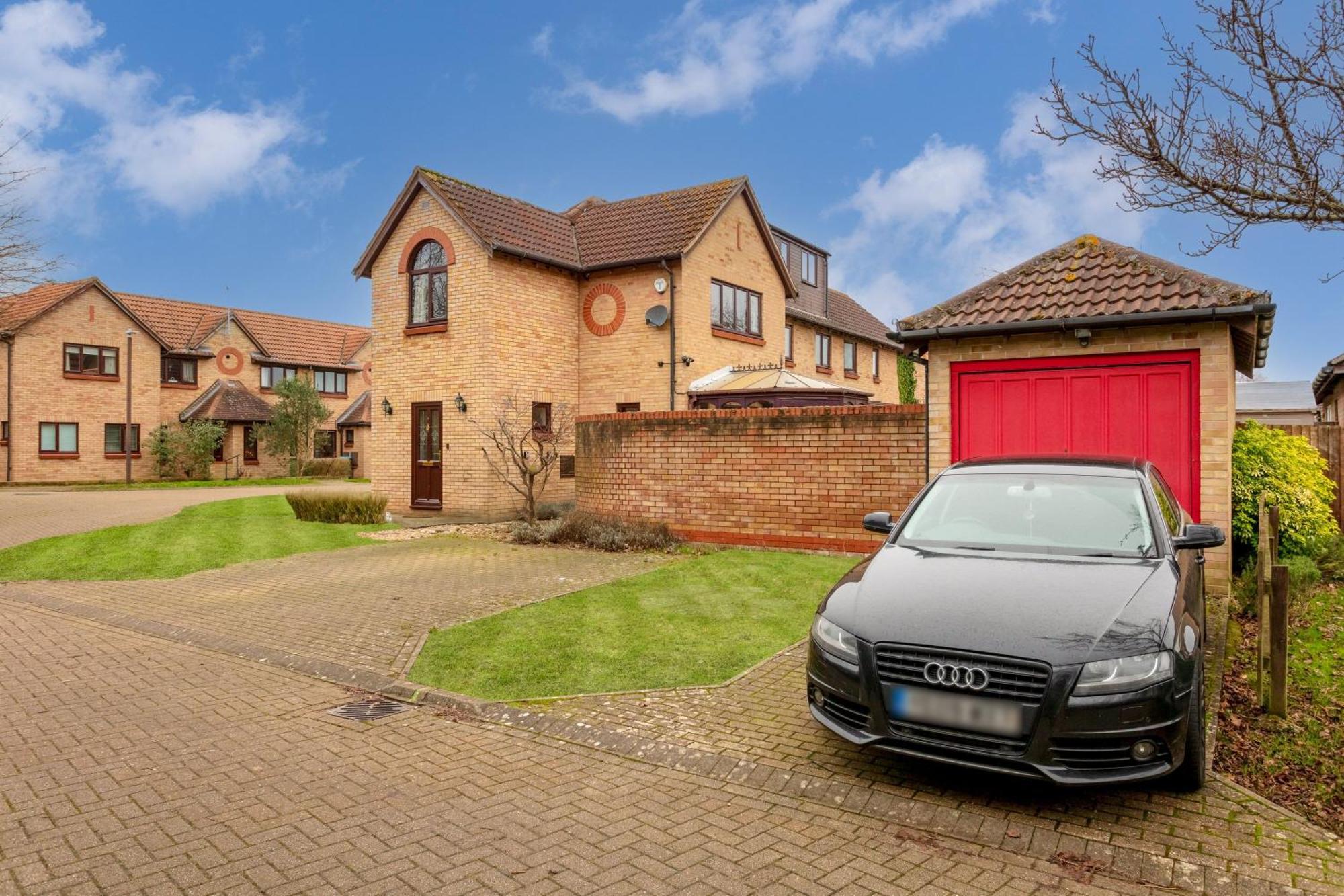 Shenley House - Close To Centre - Driveway Parking, Self-check-in, Workspace, Fast Wifi And Smart Tv By Yoko Holiday home *
